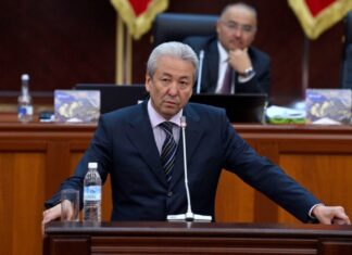 Мадумаровдун соту жабык өтүп, ал абакта калтырылды