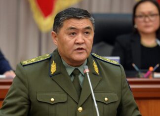 «Мындан ары кримчөйрө болбойт». Ташиев ишкерлерди кылмыштуу топторго акча бербөөгө чакырды