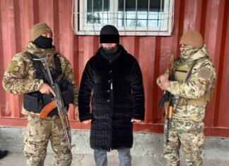 Баткенде экстремисттик материалдарды таратууга шектелген 28 жаштагы тургун кармалды