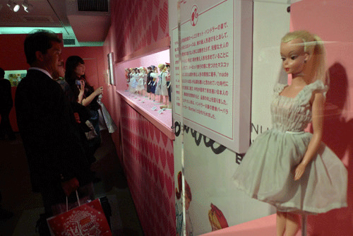 「Barbie & Ken 50 th  Anniversary Barbie展」