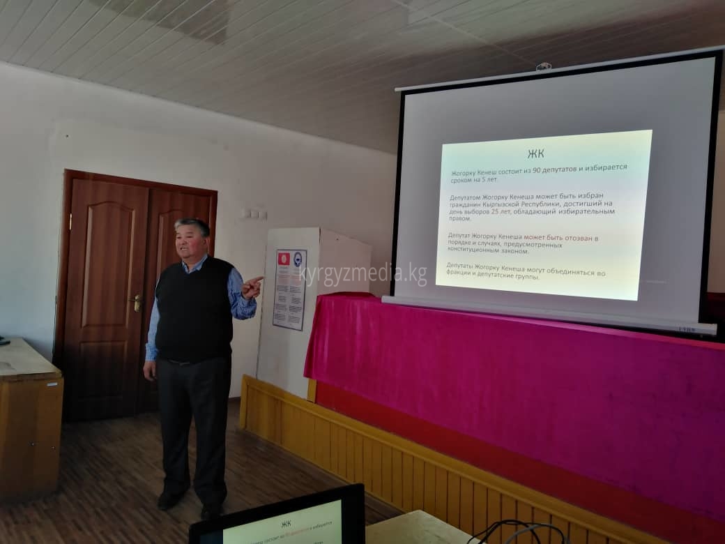 Эгерде сиздин ит көңүл бурууну же тамакты кааласа, аны берүүдөн мурун аны башка жүрүм . Ðедиа маалÑмаÑÑÑк ÑабаÑÑÑÑлÑк аймакÑаÑда жайÑлÑÑлÑÑда