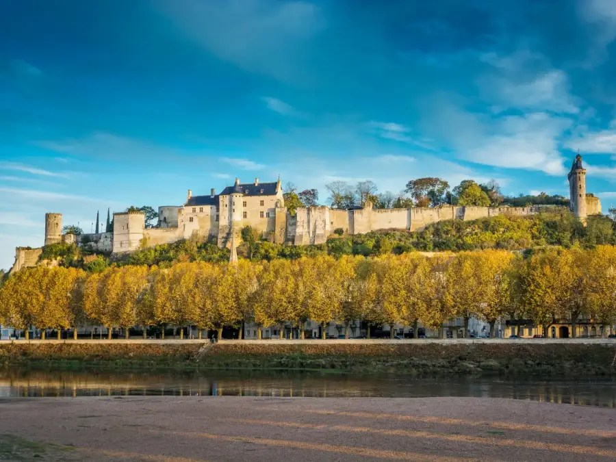羅亞爾河城堡 | 希農城堡 Forteresse royale de Chinon