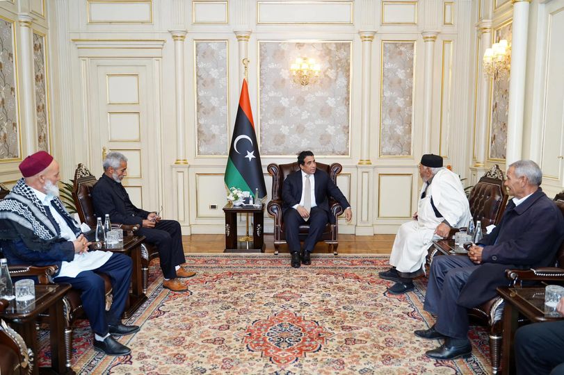 المنفي يلتقي وفدا من مجلس أعيان وحكماء صرمان.