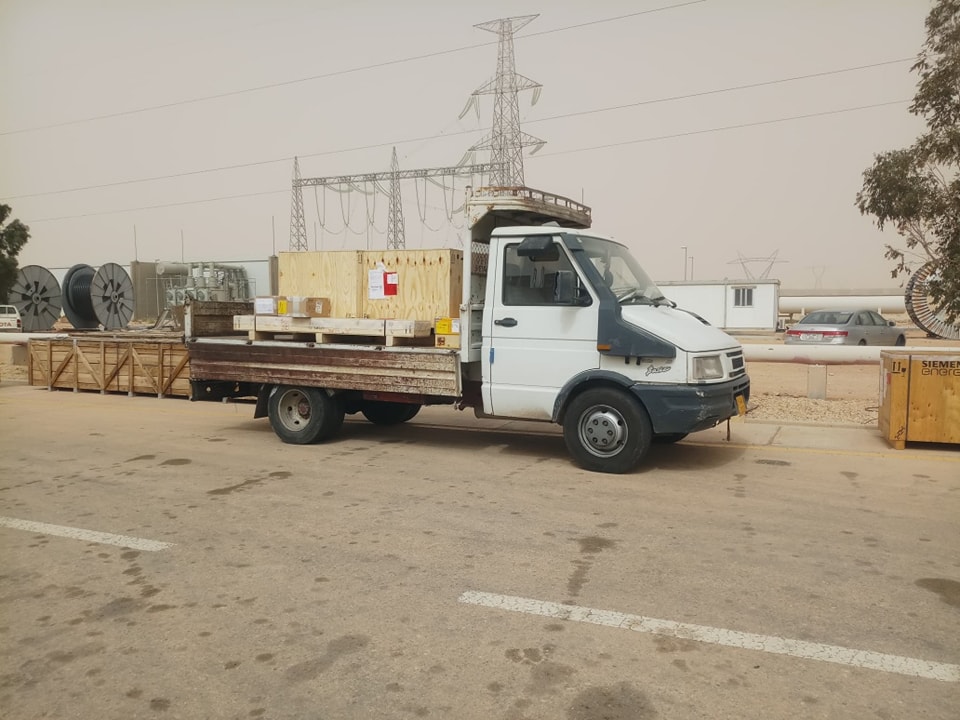 شركة الكهرباء تعلن عن وصول قطع غيار لإجراء اعمال الصيانة لمحطتي الرويس وأوباري شركة الكهرباء تعلن عن وصول قطع غيار لإجراء اعمال الصيانة لمحطتي الرويس وأوباري