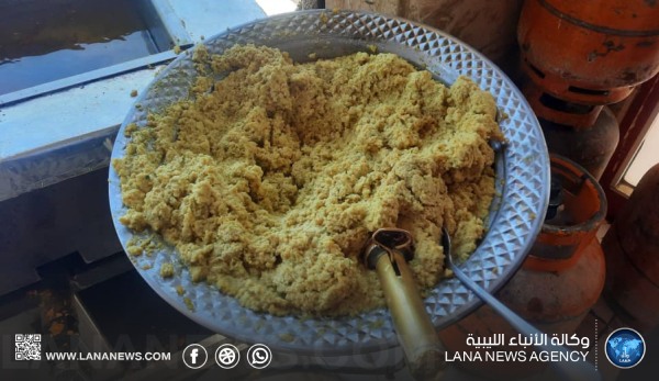 مركز الرقابة على الأغذية : مطاعم غير صحية في طبرق وتشميع مصنع للمياه المعدنية في سبها .