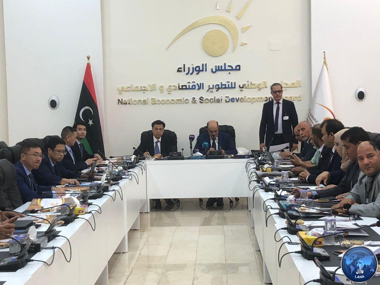  استشراف التعاون في مجالات الطاقات المتجددة مع المكتب الاستشاري الحكومي الصيني
