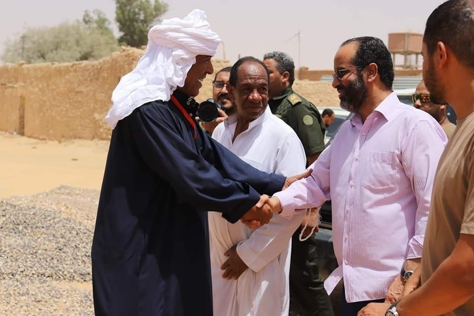 الحكومة المكلفة من البرلمان تتابع اوضاع المتضررين في منطقة الفيوت ببلدية غات.