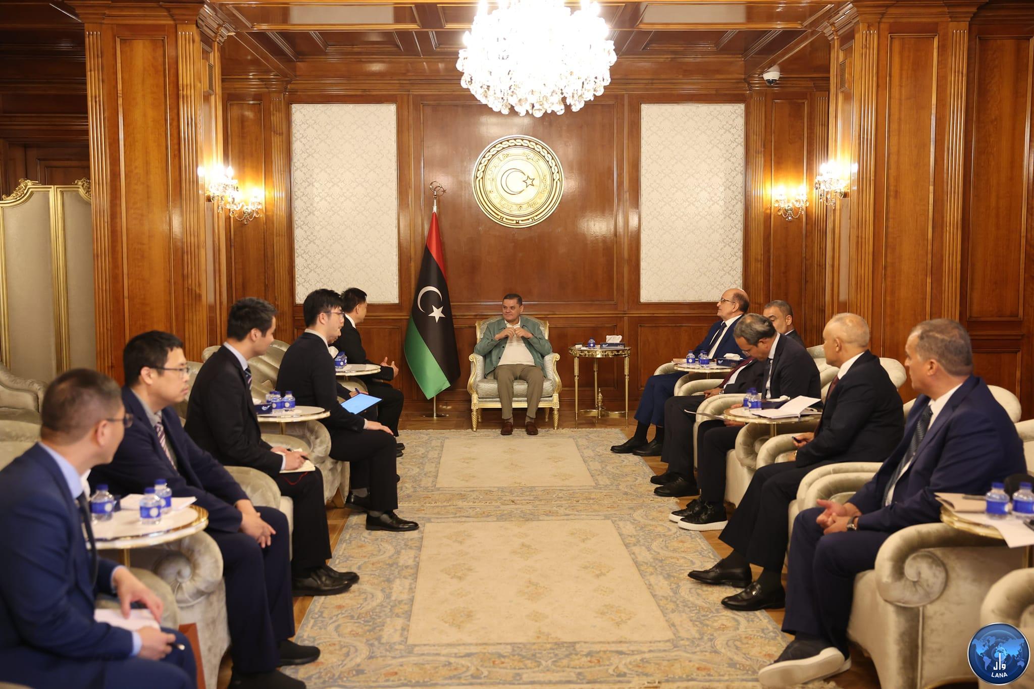 الدبيبة يؤكد أهمية التعاون الليبي - الصيني . الدبيبة يؤكد أهمية التعاون الليبي - الصيني .