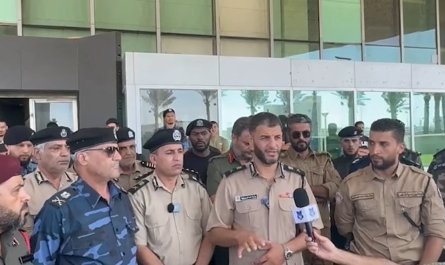  اللجنة العليا للترتيبات الأمنية تعلن استلامها لعدد من المقار في بلدية طرابلس المركز .