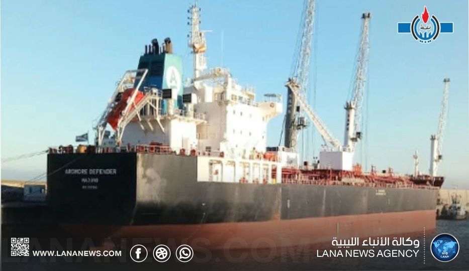  البريقة تؤكد رسو ناقلة وقود بميناء بنغازي حمولتها 29 ألف طن بنزين .