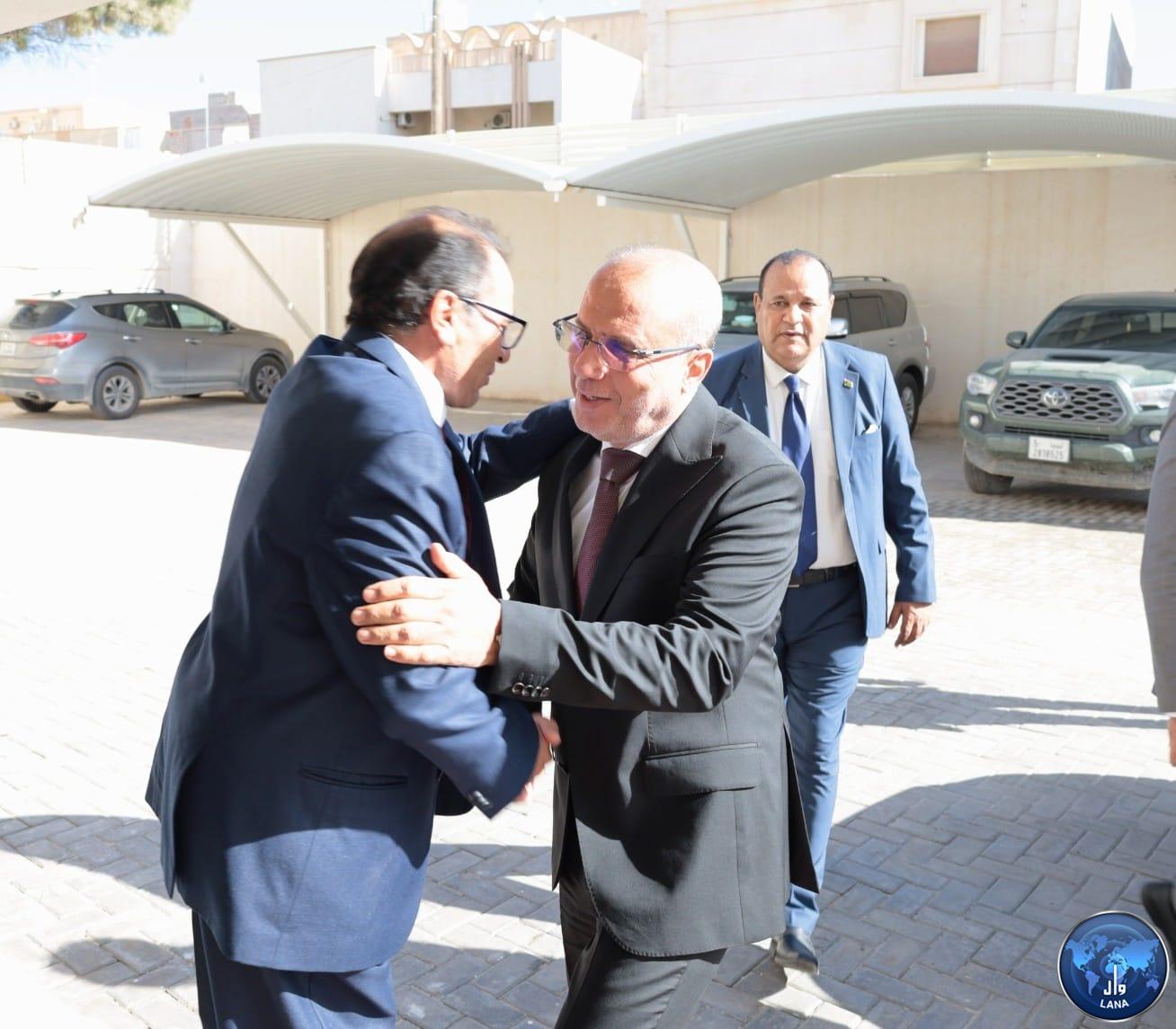 النائب بالمجلس الرئاسي ( عبد الله اللافي ) يلتقي ( القيب ) بديوان وزارة التعليم العالي بطرابلس . 