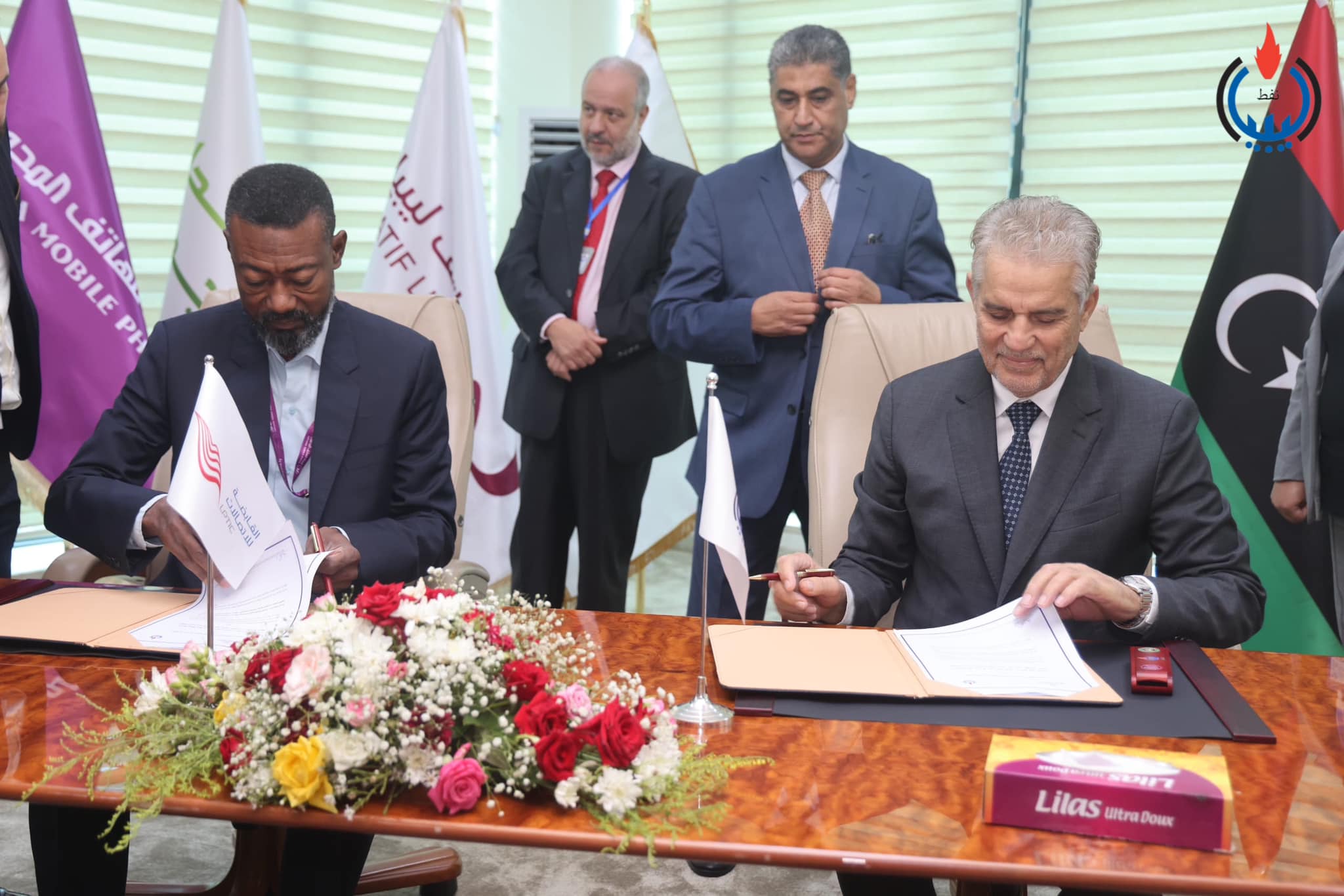 المؤسسة الوطنية للنفط توقع اتفاقيات إستراتيجية مع شركات الاتصالات الليبية لتطوير البنية التحتية للقطاع. المؤسسة الوطنية للنفط توقع اتفاقيات إستراتيجية مع شركات الاتصالات الليبية لتطوير البنية التحتية للقطاع.