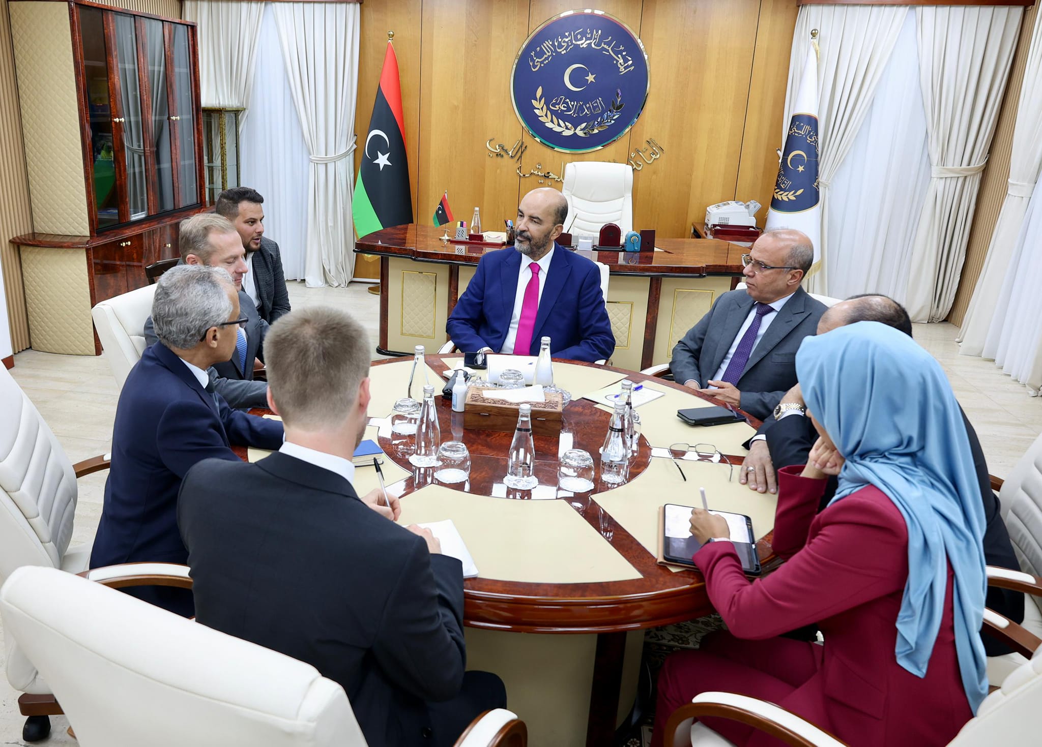 الكوني واللافي يبحثان مع المبعوث الخاص للرئيس الفرنسي إلى ليبيا بول سولير مستجدات الأوضاع السياسية في ليبيا