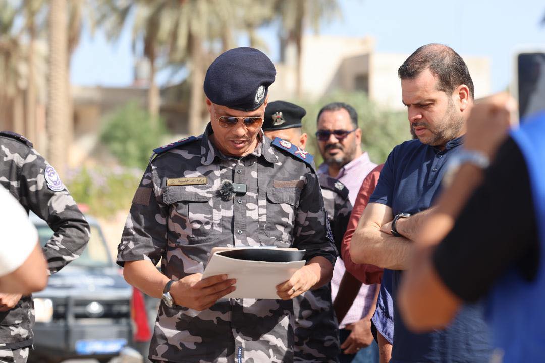 إدارة إنفاذ القانون تسلم معسكر العواشير سابقا الى بلدية سوق الجمعة بطرابلس.