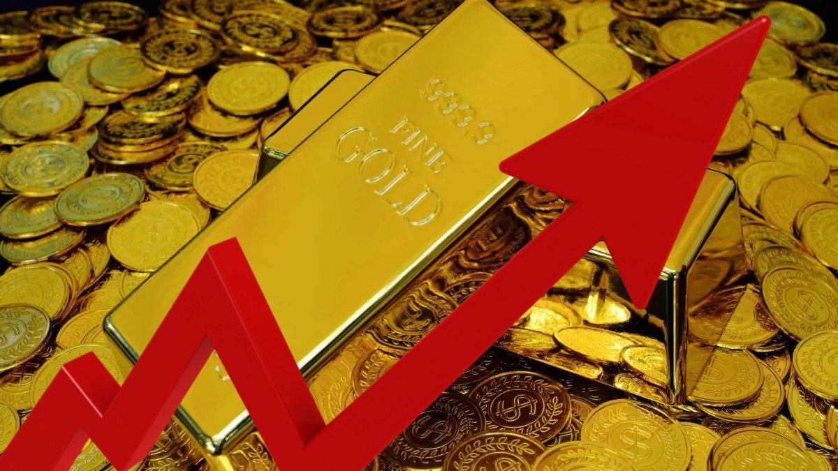 ارتفاع أسعار الذهب إلى أعلى مستوى لها بدعم من تراجع الدولار الأميركي
