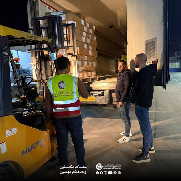 المركز الوطني لمكافحة الأمراض يشرع في توزيع شحنات تطعيم الإنفلونزا الموسيمية إلى المنطقة الجنوبية .