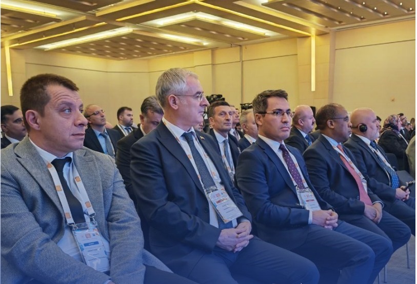 وزير النفط بحكومة الوحدة يشارك في منتدى إسطنبول للطاقة. وزير النفط بحكومة الوحدة يشارك في منتدى إسطنبول للطاقة.