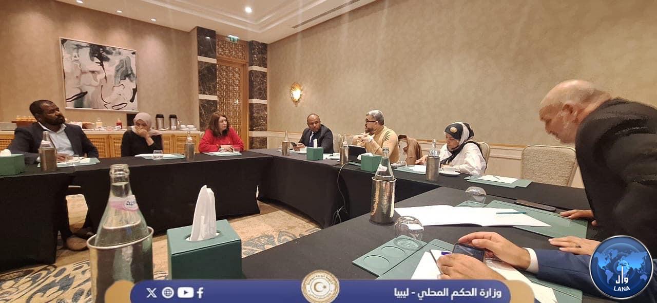  وزارة الحكم المحلي والمركز الدولي للتنمية المحلية والحكم الرشيد يبحثان سبل تعزيز التعاون بين الجانبين.