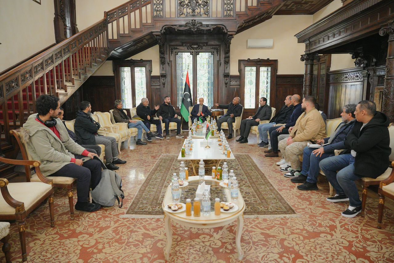 سفارة ليبيا بروما تبحث سبل تعزيز الأنشطة الاجتماعية والثقافية للجالية الليبية.