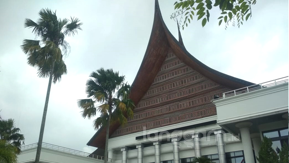 Persyaratan Terlalu Berat, DPRD Sumbar Minta Pemprov Revisi Pergub Beasiswa  Rajawali