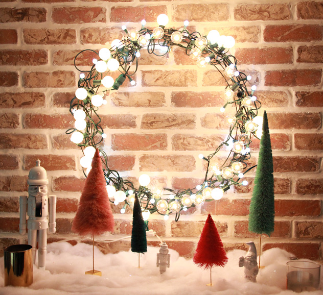 A Bubbly LifeDIY Light String Christmas Wreath A Bubbly Life