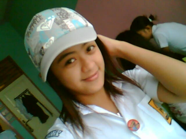 Melembutkan urat saraf dan otot yang tegang akibat meneran atau kurang pergerakan semasa pembedahan dan melancarkan aliran darah wak urutan tradisional berlokasi di kampung … Gelarry photo