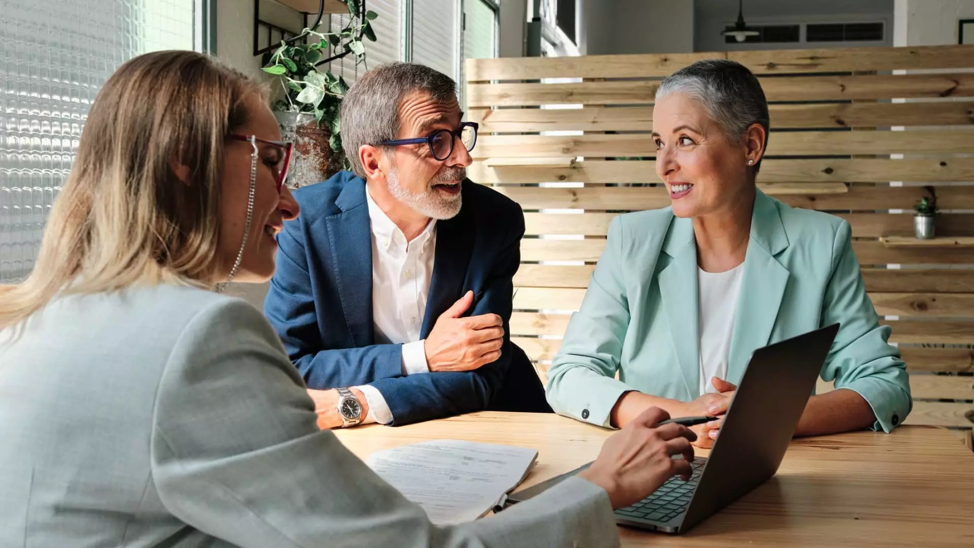 3 Powerful REITs Offering 5%+ Dividends Amid Market Uncertainty