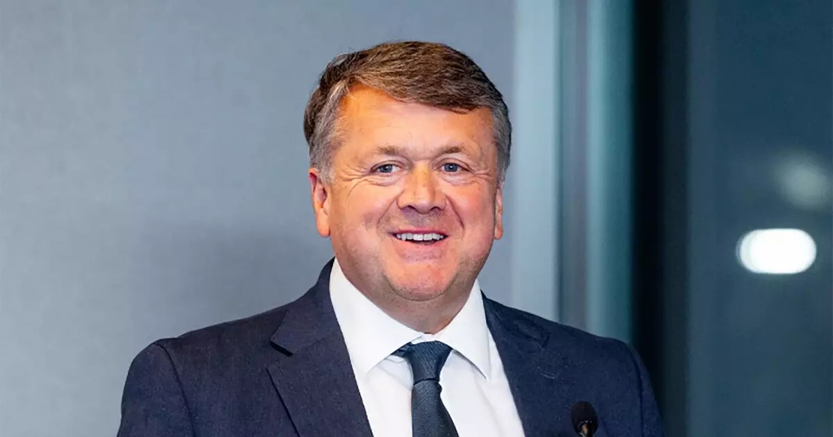 7 Urgent Reasons Why U.S. Infrastructure Needs Foreign Investment Now