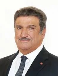 الشيخ سركيس سركيس يشكر جميع المعزين بعد وفاة شقيقه