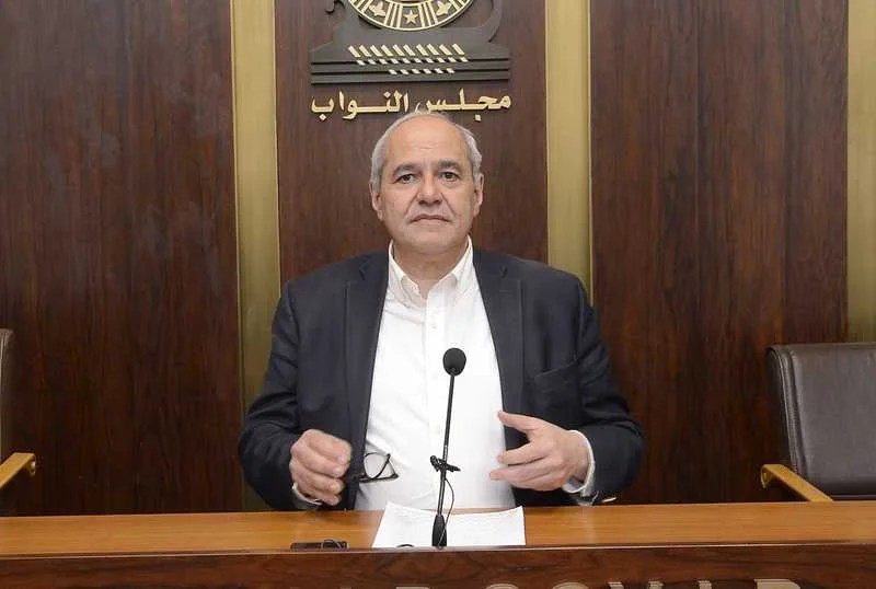 خلف: للإقرار بالفشل