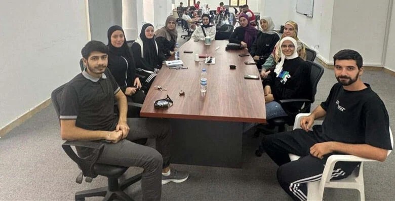 بأكثر من ألف متطوع.. طلاب الجامعة اللبنانية يواجهون العدوان ويقدمون الدعم للنازحين
