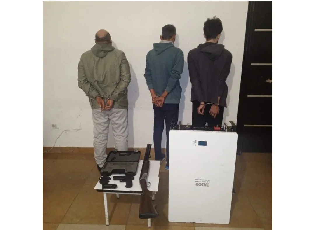 أقدموا على عمليات سرقة والامن يلقي القبض عليهم أقدموا على عمليات سرقة والامن يلقي القبض عليهم