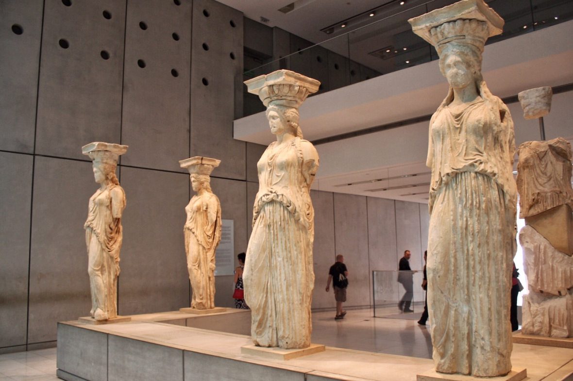 You can find mani mani restaurant at: One Day In Athens Greece The Perfect Itinerary Le Travels