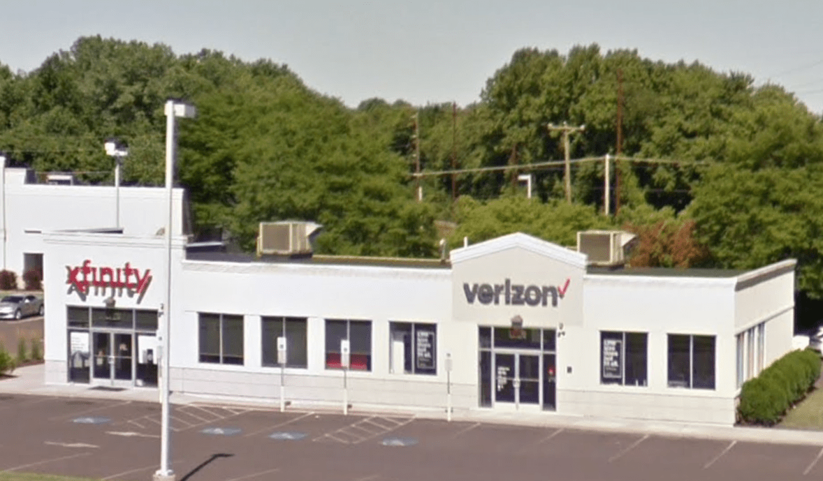 Comcast S First Xfinity Store Moves Location Levittownnow Com