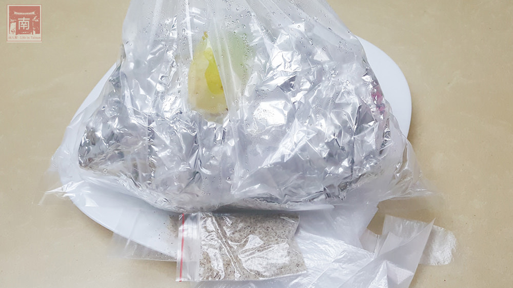 【臺南美食】台南人的回憶滋味｜想吃就要預訂喔｜東帝士手扒雞~原東帝士百貨公司三樓手扒雞