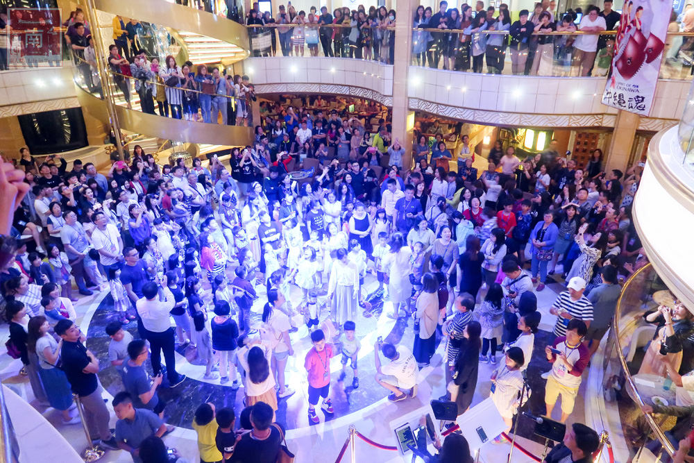 【國外旅遊】海上天空步道｜米其林星廚設計佳餚｜豐富海上生活｜公主遊輪~盛世公主號