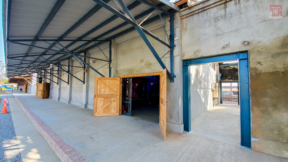 【臺南景點】全台最大嘉南大圳互動劇場，在大圳體驗玩水趣，還有鹽鐵歷史建築群、台版魷魚遊戲走、超大彈珠台~隆田chacha文化資產教育園區