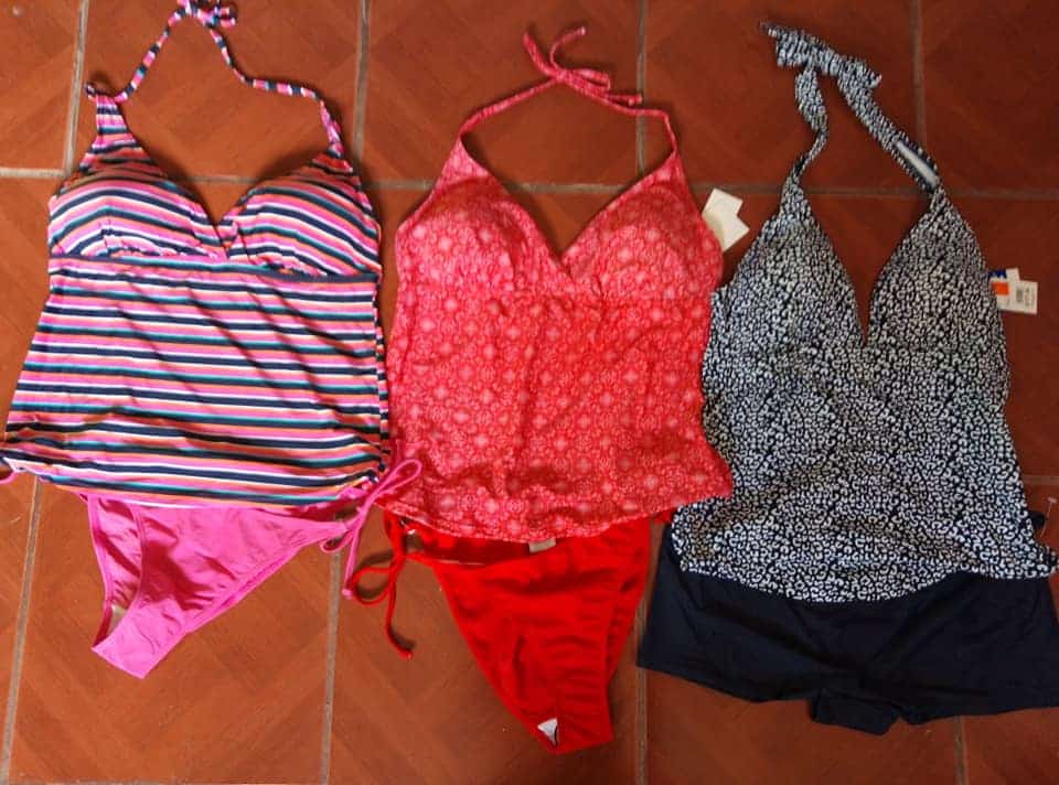 $20.01 - Bodega Aurrerá - Traje de baño tono rosa para niña con el 85% de  descuento - LiquidaZona