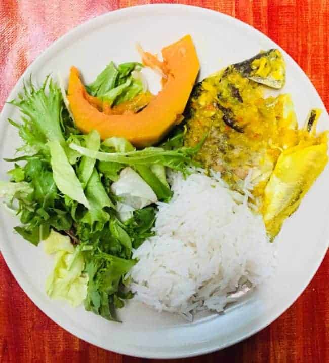 Dari situ, pembaca akan dapat mempelajari cara mencipta menu seimbang dan resipi makanan yang sihat untuk semua ahli keluarga. 25 Makanan Diet Sihat Dan Santai Don T Eat Less But Eat Right Listikel Com