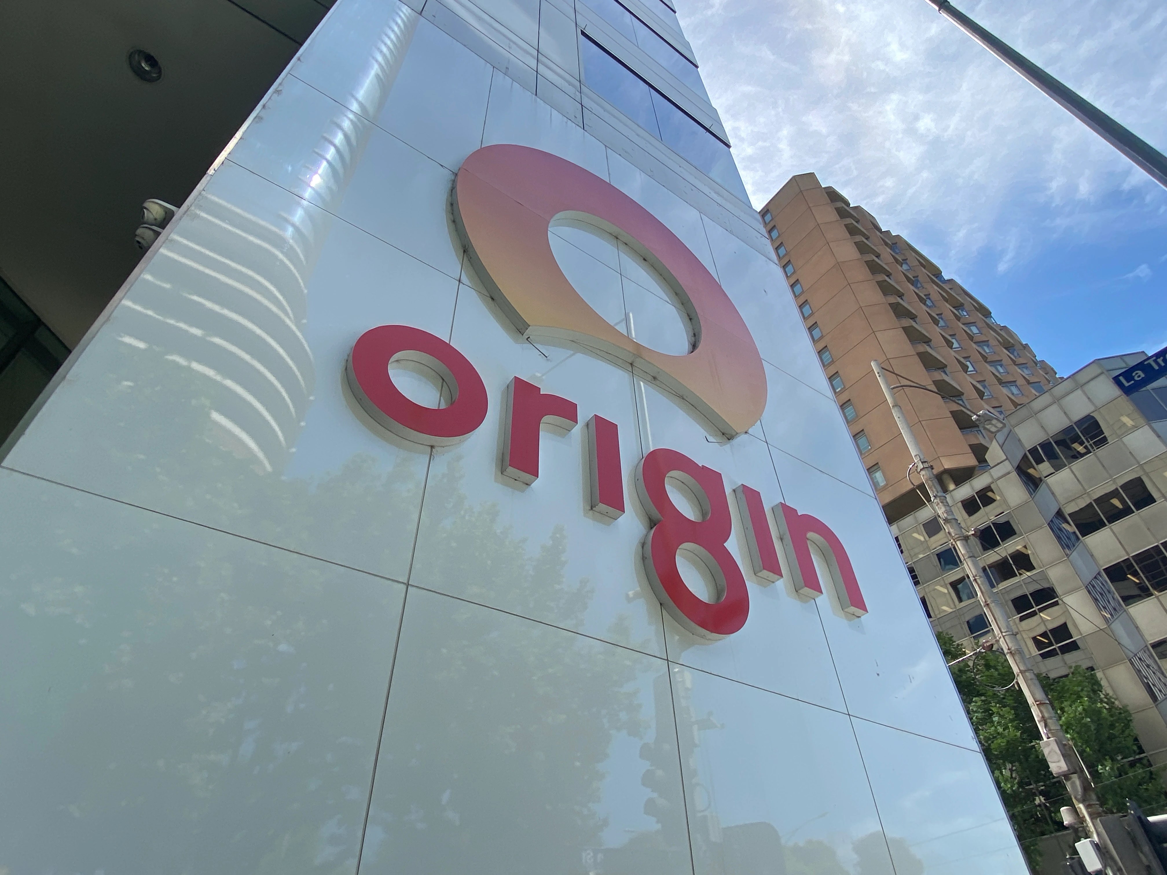 Origin Energy confirms breach of customer data – ABC News & Headlines – Australian Broadcasting Corporation