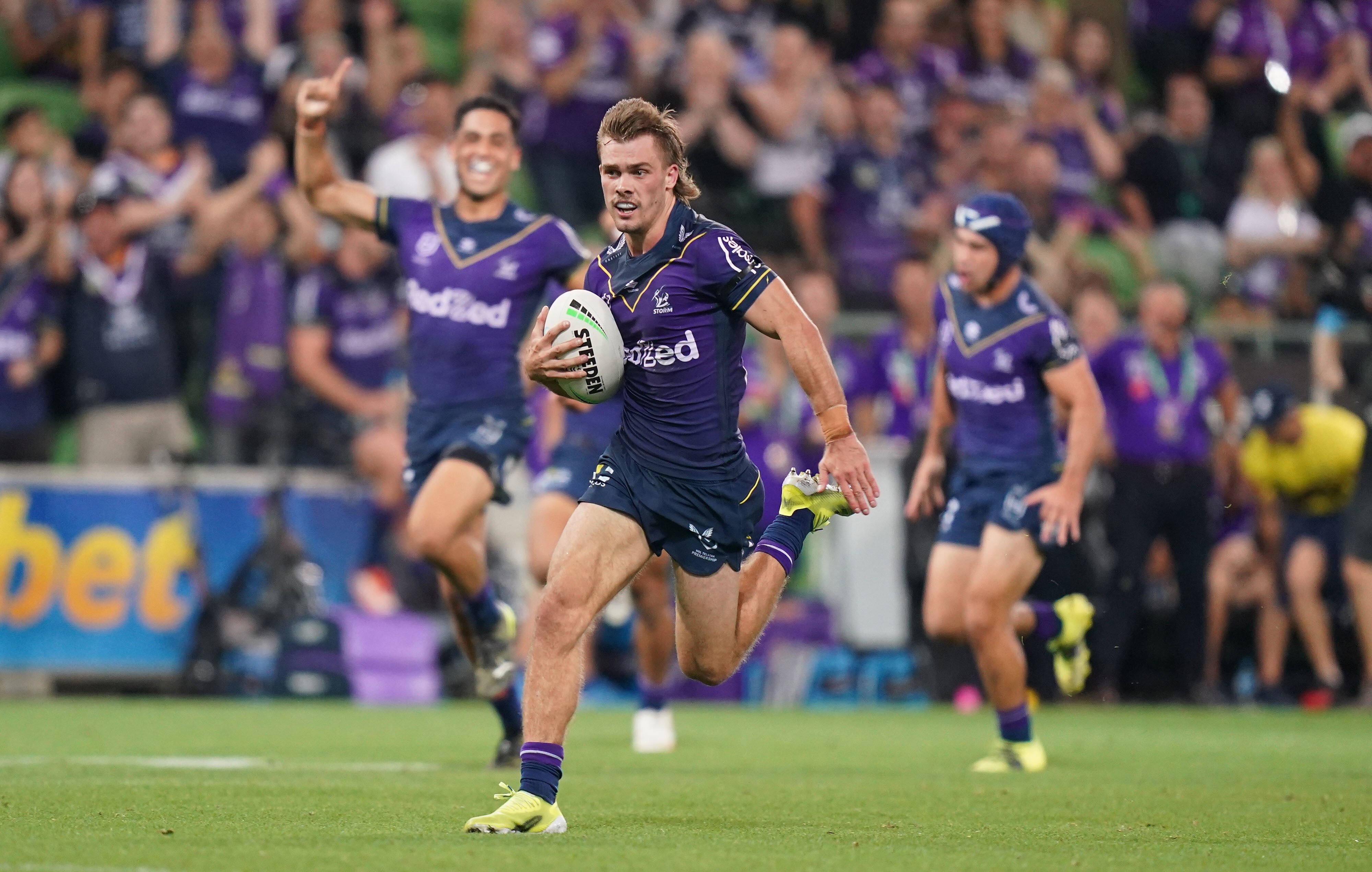 A jugend spandau bulldogs vs. NRL ScoreCentre: Bulldogs vs Storm, Roosters vs Sharks ...