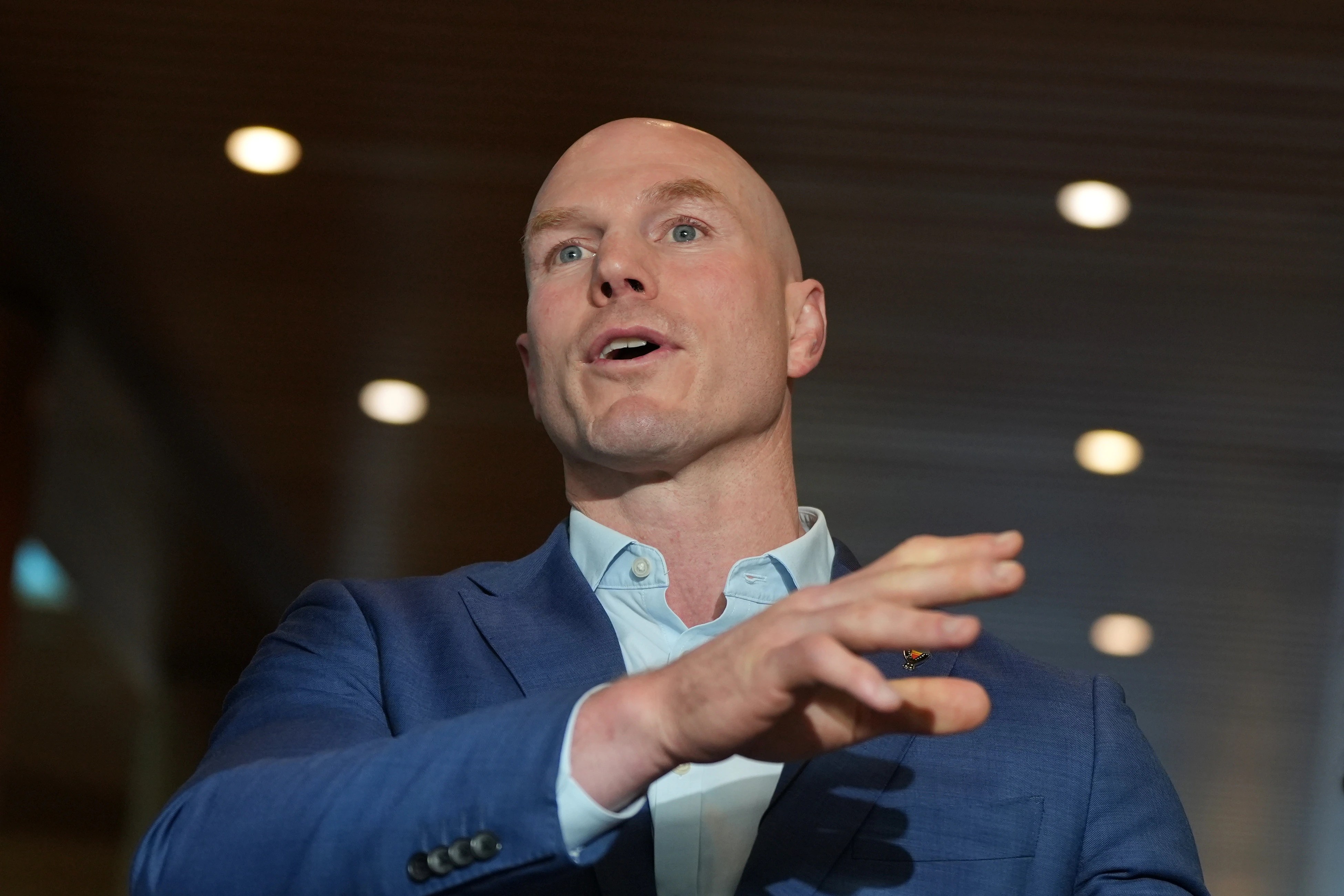 Live: David Pocock calls for Labor to ensure a “fair return” from AI data centers