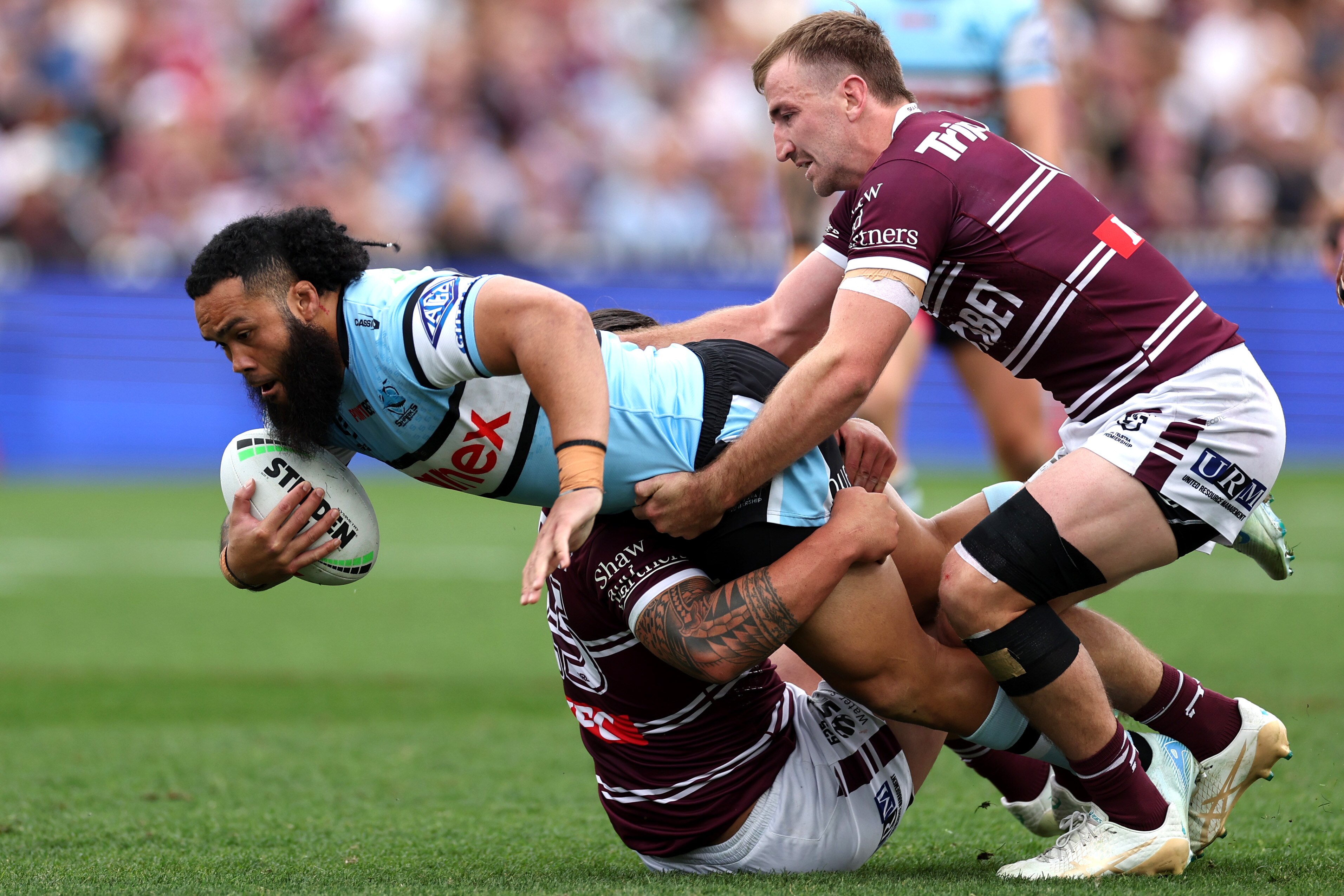 NRL live updates: Manly hunt for home final against Cronulla, Knights and Dolphins set for finals play-off
