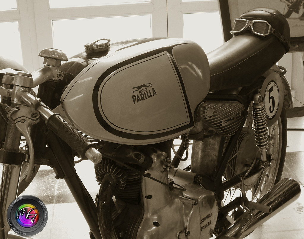 Motos antiguas hd, es una empresa dedicada a la venta de una amplia gama de motocicletas antiguas, desde 1890 a 1950, siempre modelos de especial . Expo Motos Antiguas Mg Foto Flickr