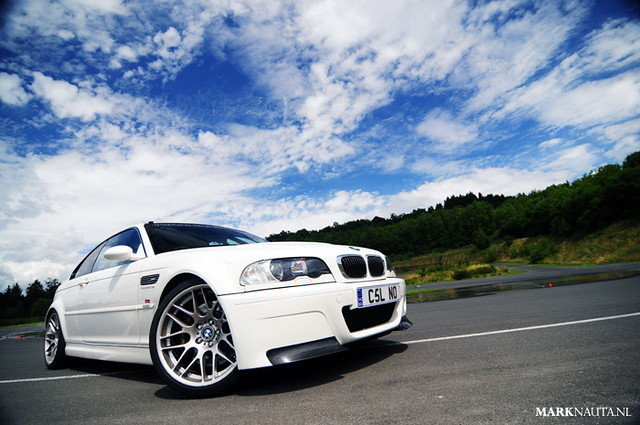 The supercar diaries midweek special / bmw m3 csl in today's episode we take a drive through the backstreets of johannesburg in the iconic . Bmw M3 Csl This Amazing White E46 M3 Csl Was Subject In On Flickr