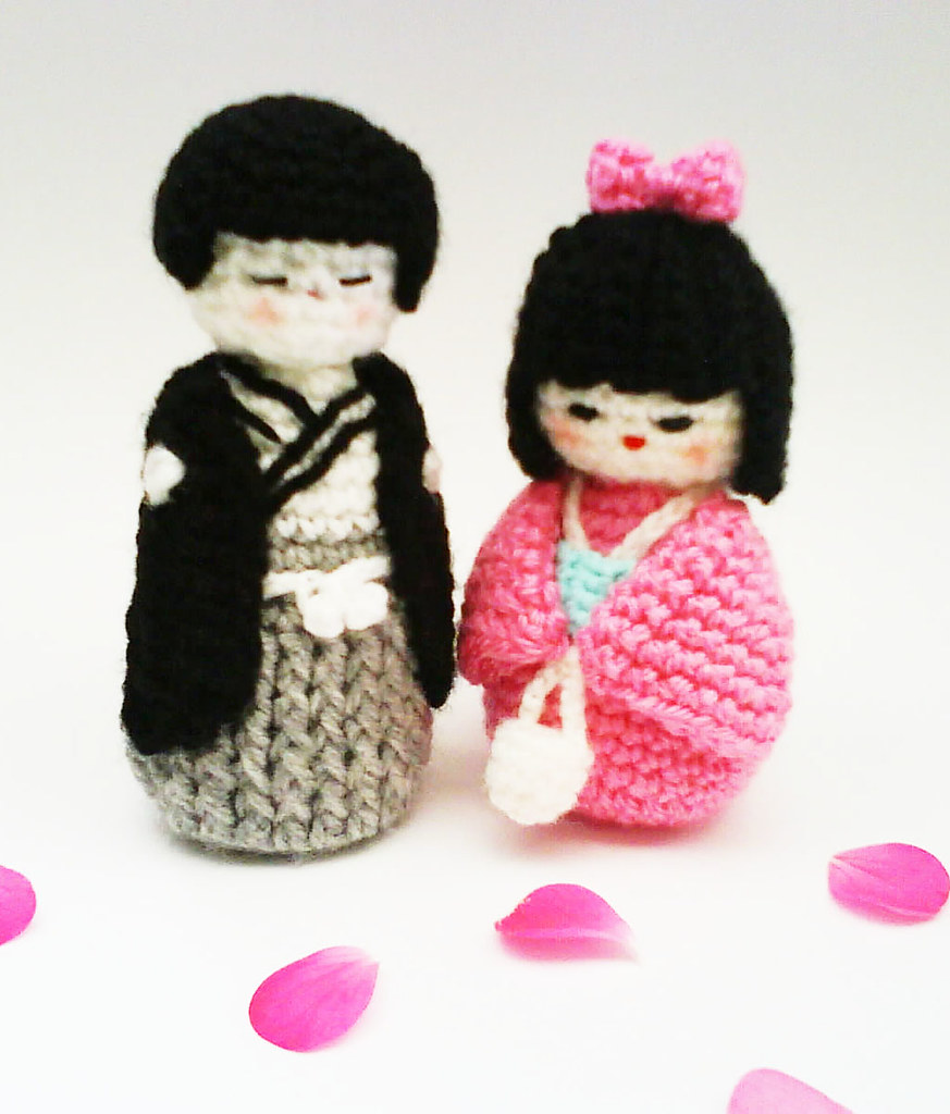 Kokeshi doll japanese amigurumi patterns free. Kokeshi Couple Amigurumi Crochet Pattern Kawaii Kokeshi Co Flickr