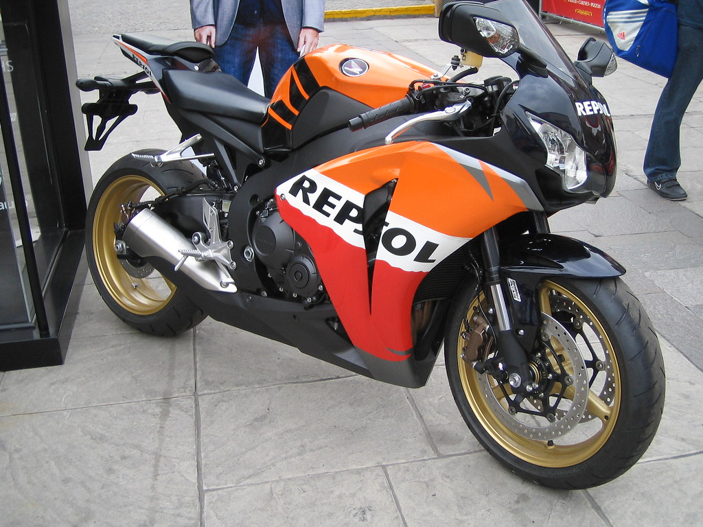 Moto De Dr House 3 Natalia Jasmin De Carmen Abarzua Abarzua Flickr