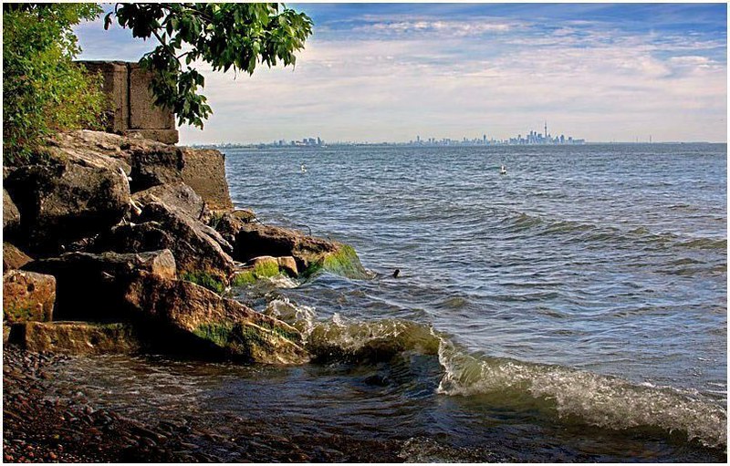 The waterfront trail in mississauga is a a trail that goes through jack darling park and connects to rattay marsh wetland and 22 other parks along the lake ontario waterfront offering a nice leisurely stroll while viewing lake ontario. Jack Darling Park Hecsub Flickr