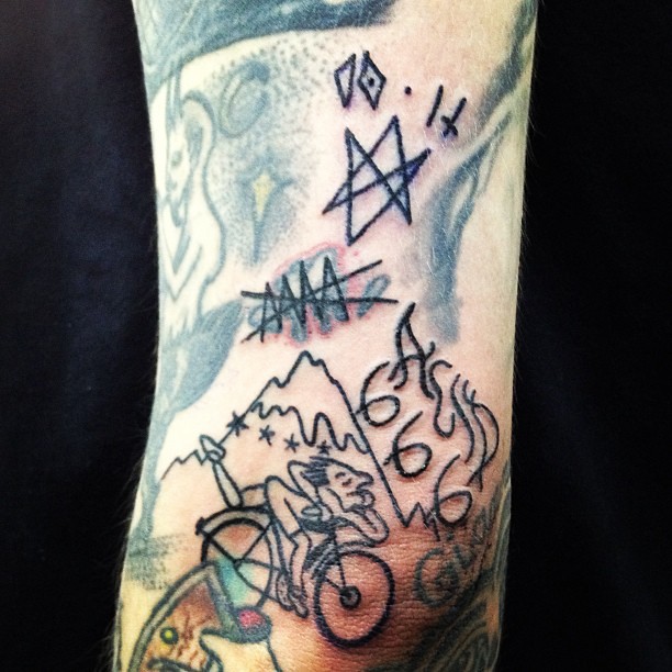 Cumeando El Brazo De Mi Bro #Eloco #Trip #Acid #666 #Do It… | Flickr 612_x_612_jpg