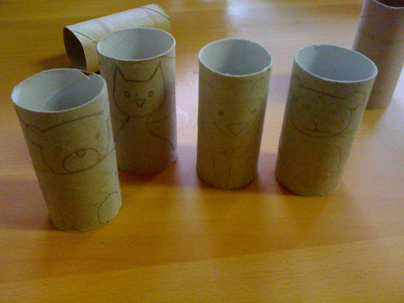 I bambini hanno bisogno di divertirsi in maniera spensierata, soprattutto a casa. Lavoretti Fai Da Te Come Riciclare I Rotoli Di Carta Igien Flickr